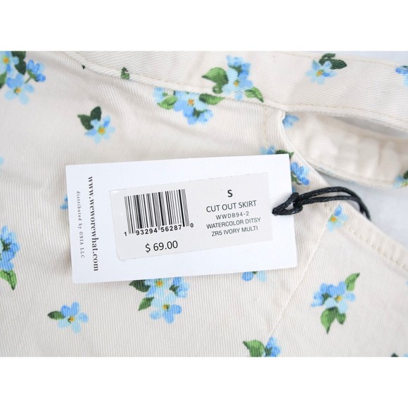 WeWoreWhat Cut Out Mini Skirt Blue flower pattern‎ Size S ($69) - Picture 3 of 5
